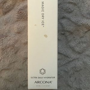 Arcana Magic Dry Ice Ultra Hydrator